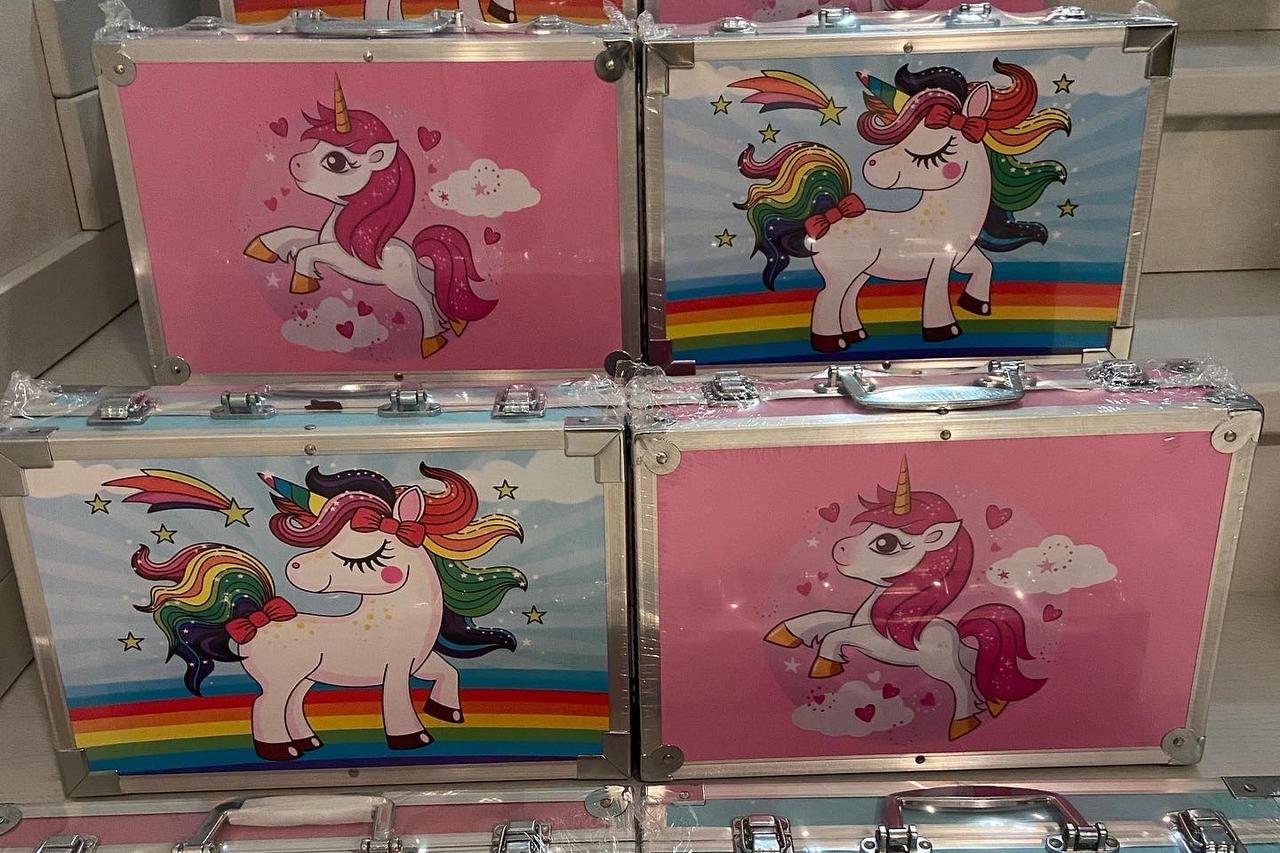 Великий набір для творчості у валізі "UNICORN" (145 предметів)