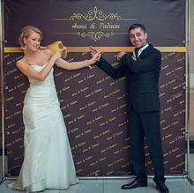 Бренд-воль (Brand Wall) 2x2 м (продаж, комплекс)