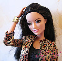 Барби Стиль кукла Ракель с ресничками Barbie Style Raquelle Leopard Print Jacket