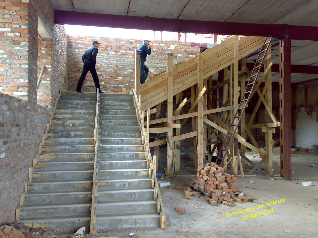 Все виды бетонных лестниц - фото 3 - id-p242178593