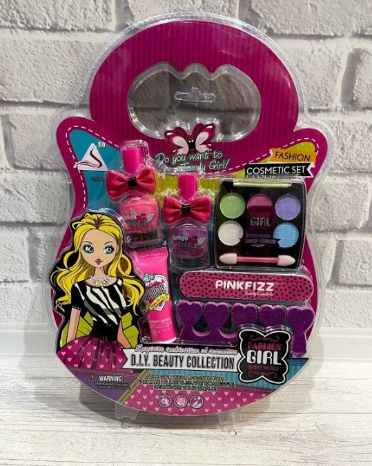 Набір дитячої косметики для макіяжу та манікюру Fashion Girl J 205