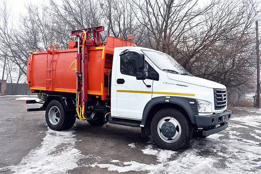 Сміттєвоз 7,5 м3 з боковим механічним завантаженням на шасі ГАЗ С41R13, фото 2