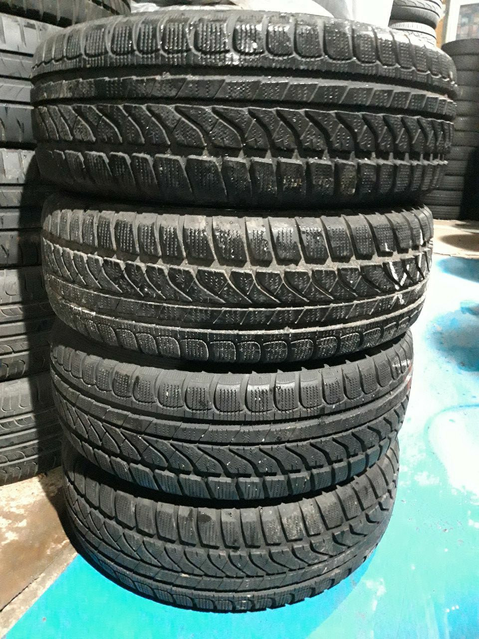 Комплект зимових шин 185/60/15 Dunlop SP WinterResponse, з Німеччини без пробігу в Україні