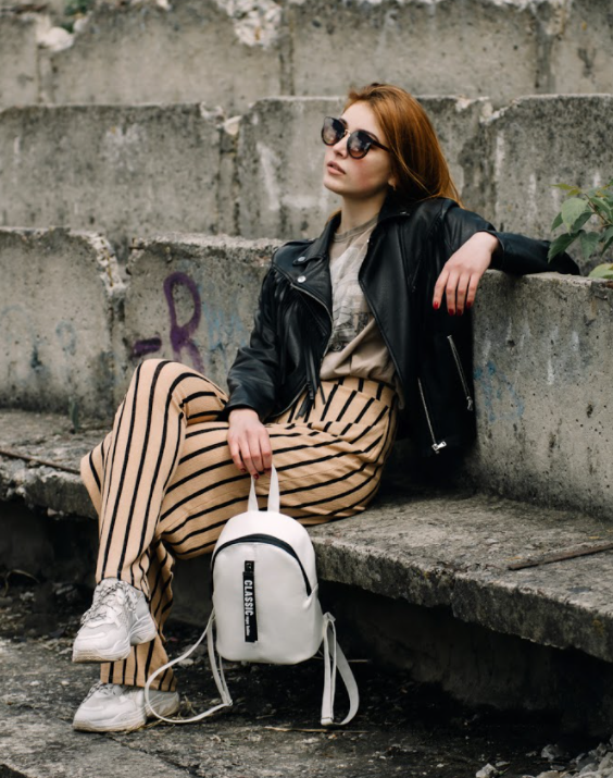 Жіночий маленький червоний рюкзак білий міський зі штучної шкіри, фото 1