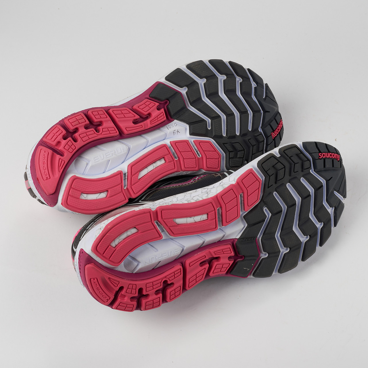 Saucony everun sales omni 15