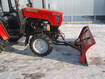 Відвал універсальний на МТЗ 320