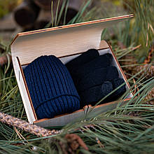 Жіноча Шапка в рубчик blue і Рукавички подарунковий набір для дівчини в дерев'яній коробці Лео