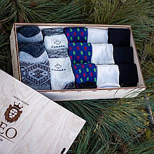 Подарунковий набір чоловічих шкарпеток Лео в дерев'яній коробці «Асорті» 13 пар, чоловічі шкарпетки в кейсі