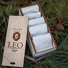 Шкарпетки чоловічі подарункові в дерев'яній коробці Лео «Медичні» 40-45 розмір бежевого кольору, подарунковий набір