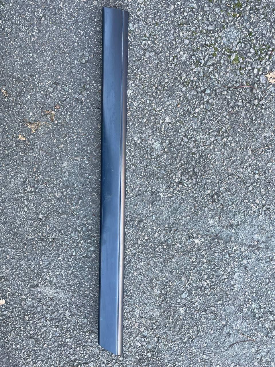 2026900562 Молдинг задніх лівих дверей Mercedes W202  б/у, фото 1