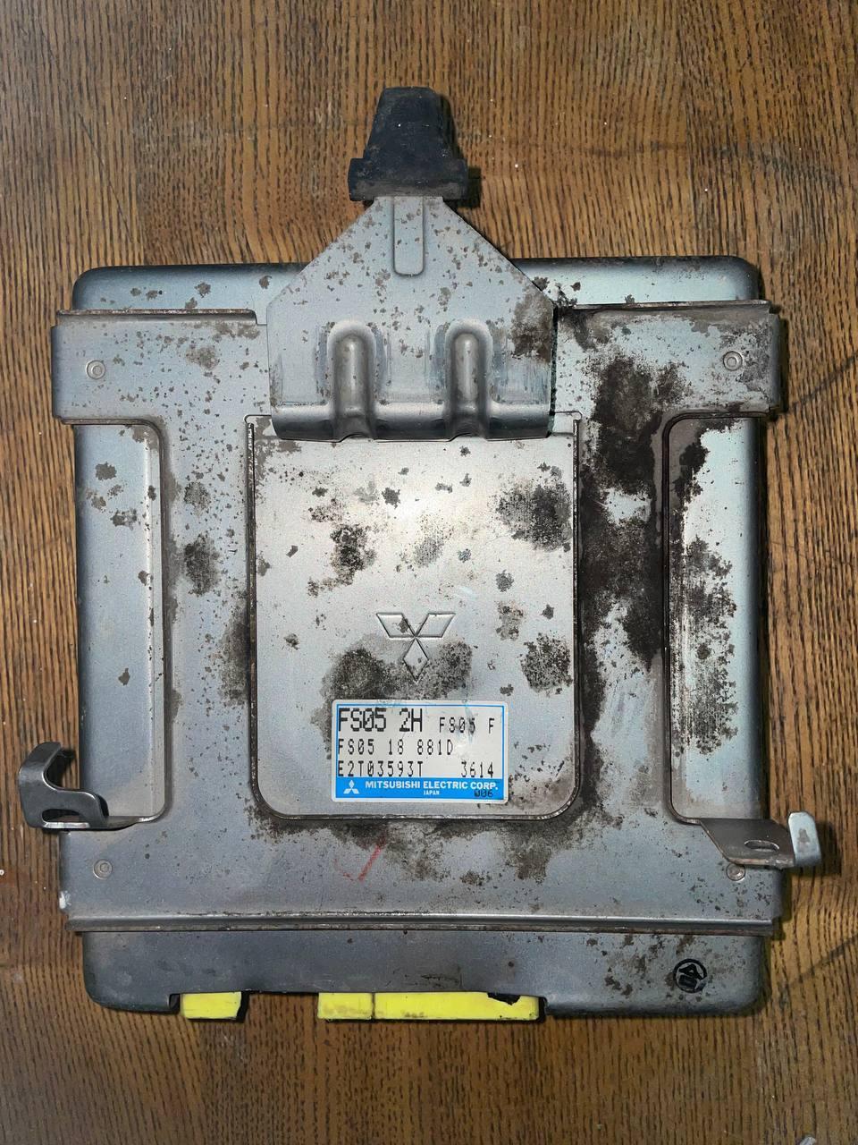 FS052H Блок керування двигуном ДВС MAZDA 626 IV Хетчбек (GE) 2.0 i б/у, фото 1