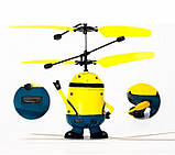 Інтерактивна іграшка-вертоліт льотний Міньйон, фото 3