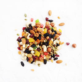 Горіхи, Сухофрукти, Цукати, Насіння