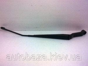 Важіль склоочисника правий Geely MK - 1017002072
