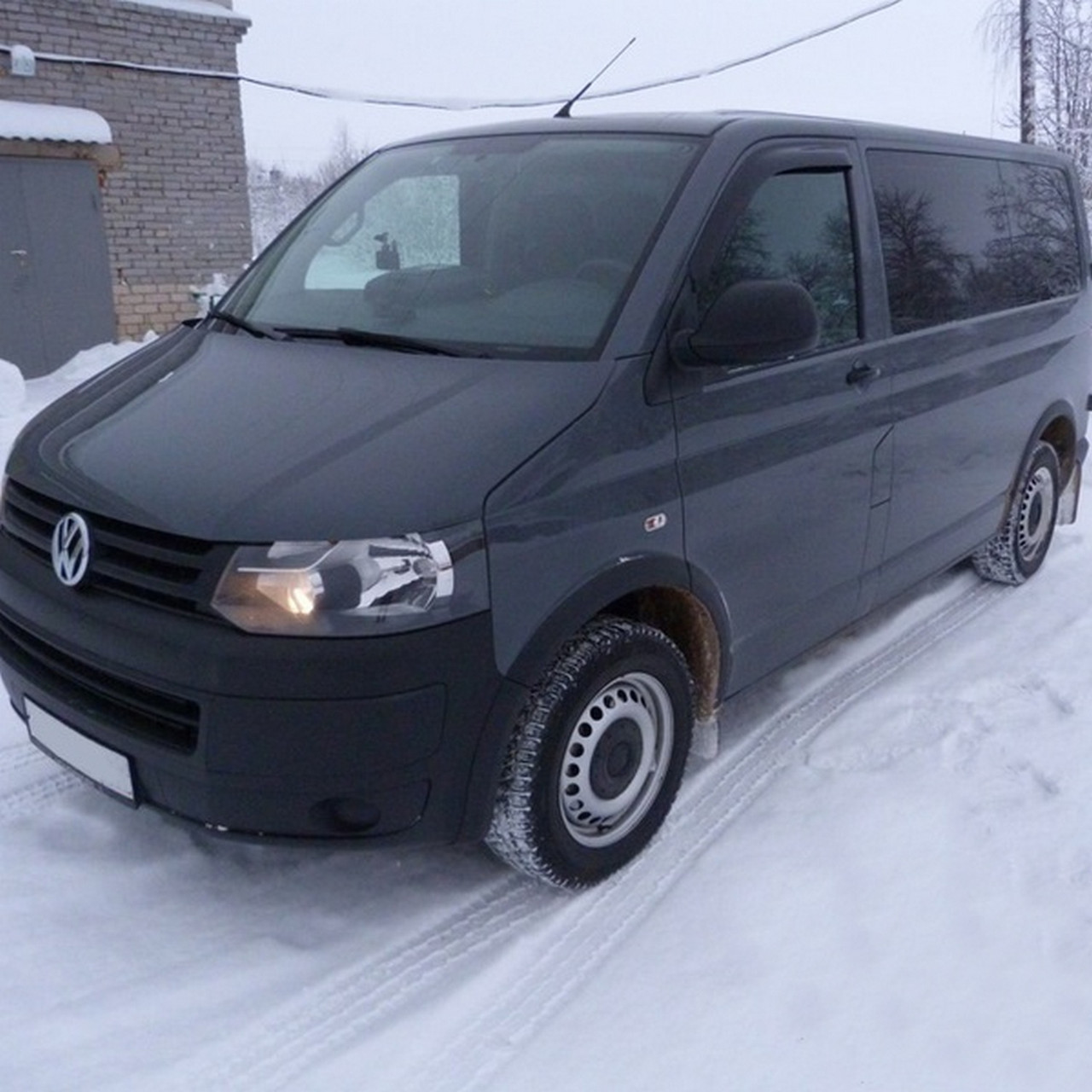 Захисні накладки на колісні арки для Volkswagen T5 2003-2015 (стандарт.база, праві зсувні двері)