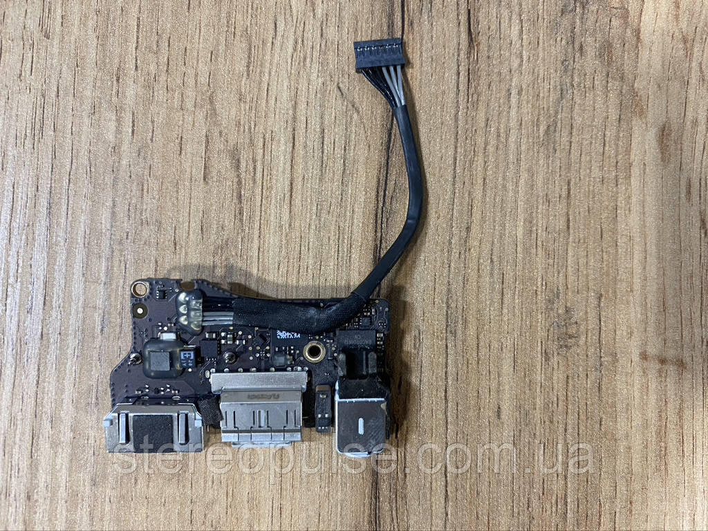 Плата I/O Board с разъемом зарядки  Magsafe 2  для ноутбука Apple Macbook Air 13'' A1466 (Early 2014) Original