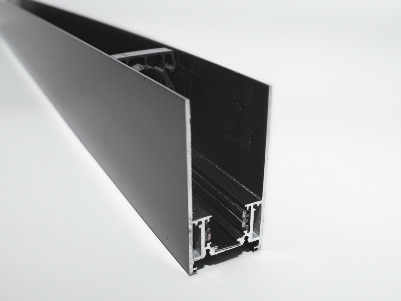 Рейлінг-шинопровід для магнітної трекової системи, для прихованого встановлення, 2м QY-CX102B-35-2M-BK