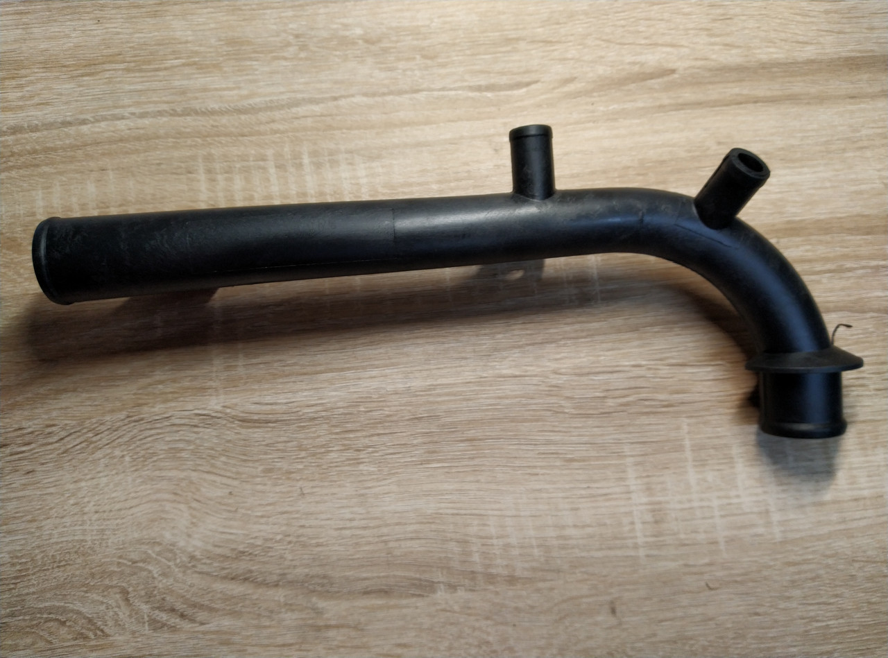 Патрубок помпи PMC HCYC-122 DAEWOO LANOS