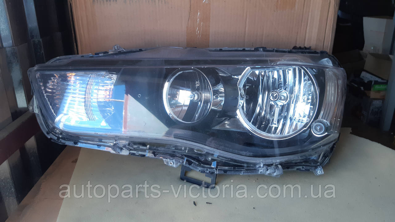 Фара Mitsubishi Outlander ліва USA, фото 1