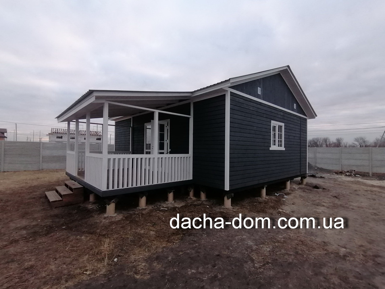 Каркасный дом для дачи 7*9 с двумя террасами - фото 2 - id-p1539283311