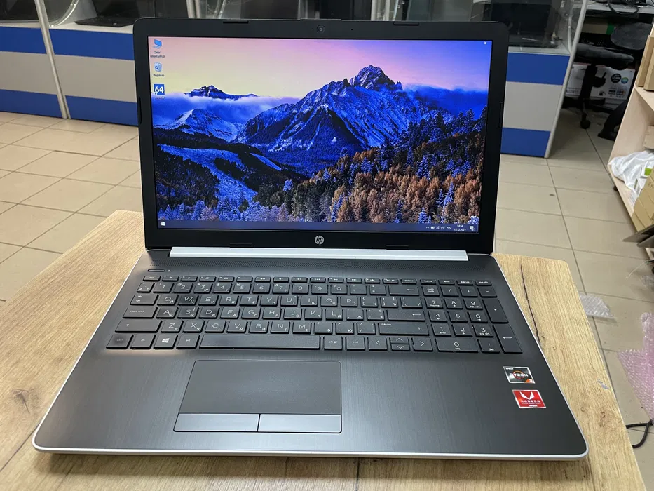 Ноутбук HP 15-db1012ua 15.6 FHD Ryzen 3 3200U/8gb/256ssd/Vega 3 Graphics, фото 1