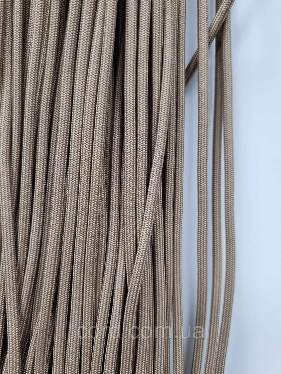 Шнур круглий щільний 4мм темно-бежевий моток 100м, фото 1