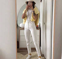 Белые джинсы MOM 5820