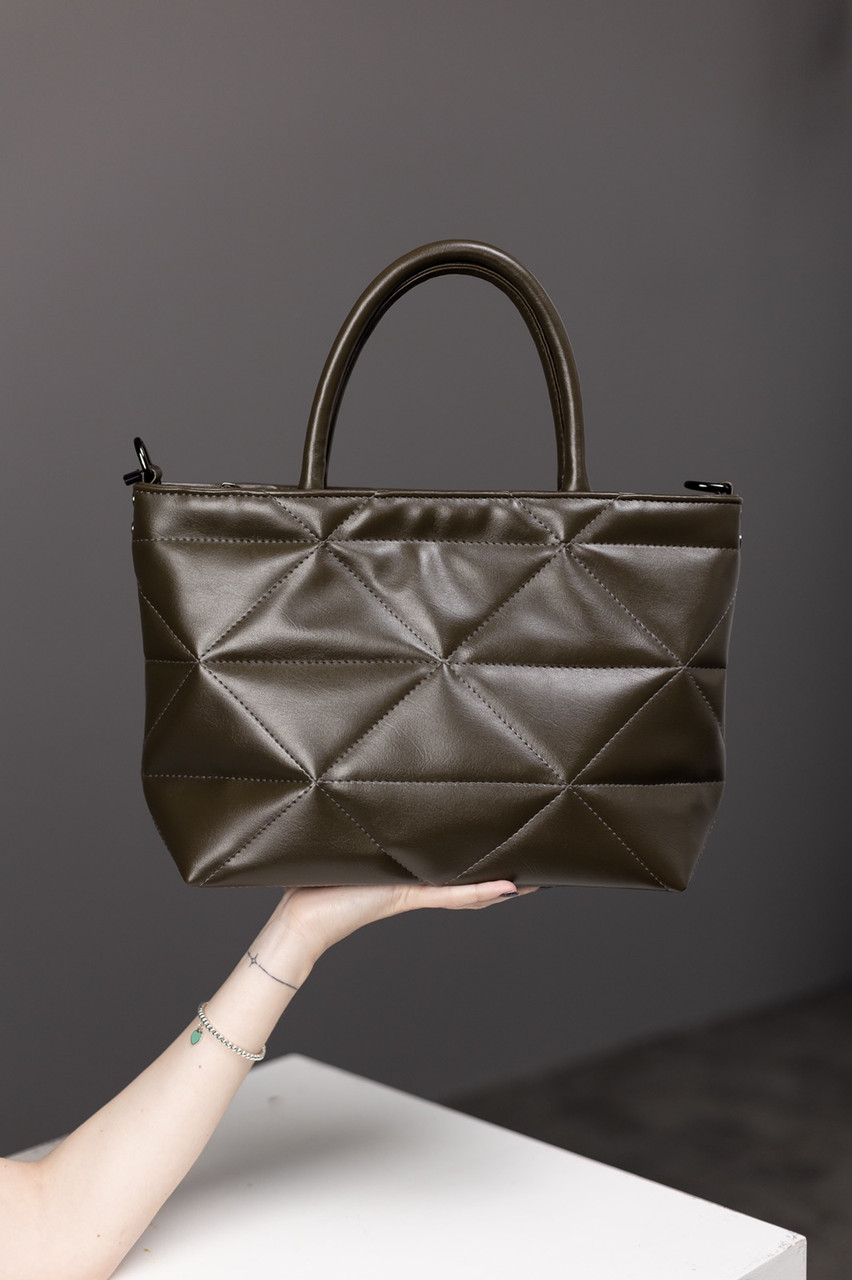 Сумка жіноча стьобана на плече з довгим ремінцем 24*30 см Nata Хакі, фото 1