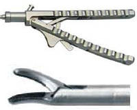 Лапароскопический иглодержатель с титановой V-образной ручкой, изогнутый (LPM-0706.2)