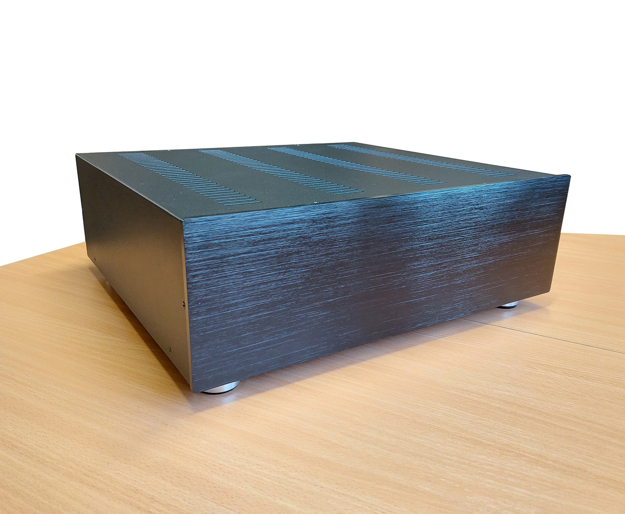 Корпус металевий MiBox з алюмінієвою панеллю MB-26 (Black) (Ш430 Г387 В132) чорний, фото 1