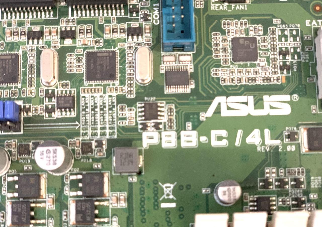 Материнская плата ASUS P8B-C/4L (s1155, 4xDDR3 (32Gb max), 6xSATAII, 4 lan, VGA, ATX) - фото 4 - id-p1540682074