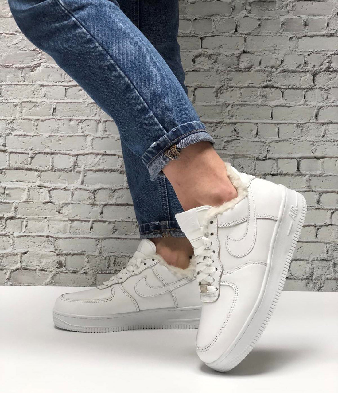Жіночі кросівки Nike Air Force 1 Low White 07 (с мехом) CW2288-111