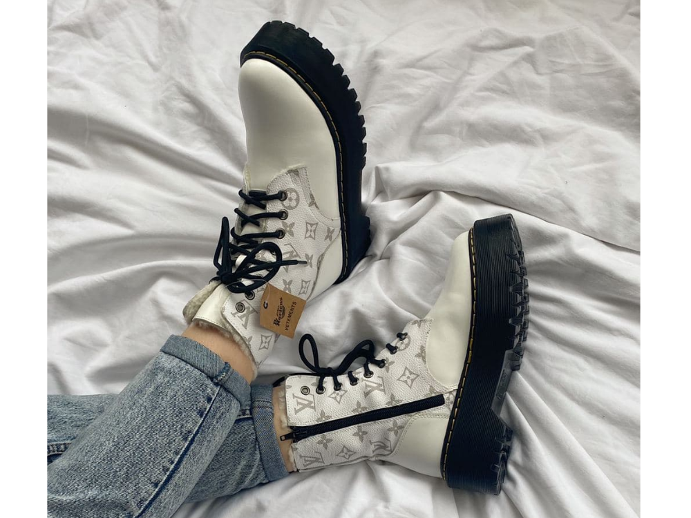 Жіночі черевики Dr. Martens Jadon x Louis Vuitton White (с мехом) ALL05105