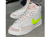 Женские кроссовки Nike Blazer Mid 77 White Volt DJ3050-100