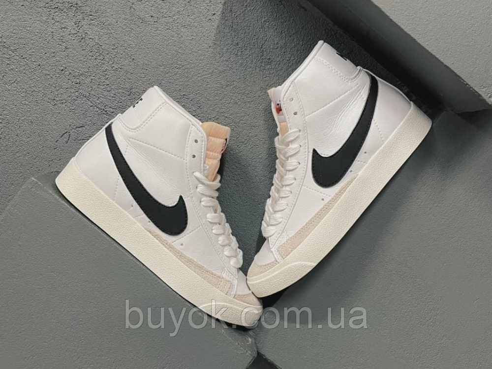 Жіночі кросівки Nike Blazer Mid 77 Vintage White Black BQ6806-100