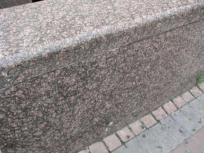 Гранітні вироби в Запоріжжі