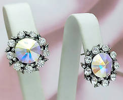 Сережки з кристалами, білого та бензинового кольору. Родій. Діаметр: 19 мм. Італійська застібка.