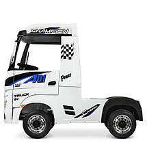 Дитячий електромобіль Вантажівка Mercedes (2 мотори по 35W, MP3, USB) Bambi M 4208EBLR-1 Білий, фото 2