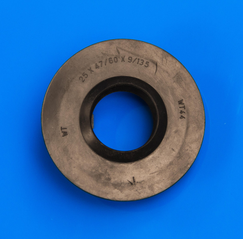 Сальник для пральної машини 25*47/60*9/13,5, фото 1