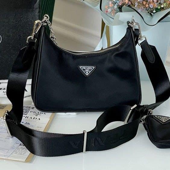 Жіноча сумка крос боді Prada Re-Edition Black | Клатч Прада Чорний, фото 1