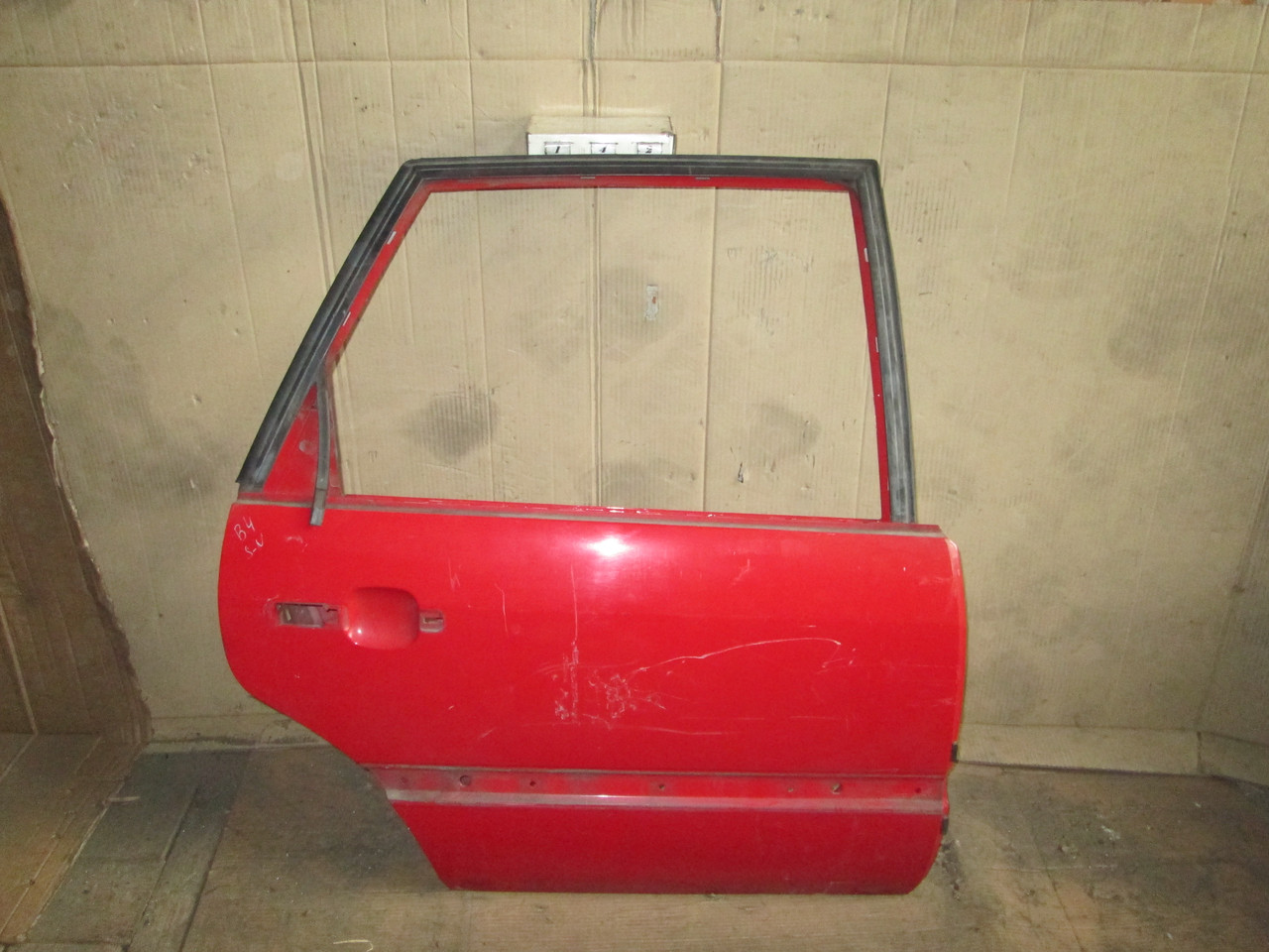 No142 Б/у Двері задні праві для VW Passat B4 1994-1997(Седан)
