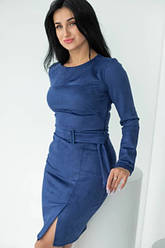 Сукня-футляр жіноча в синьому кольору із замші довжини міді
