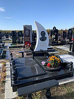 Памятник из гранита под заказ (Образец 9098) 1