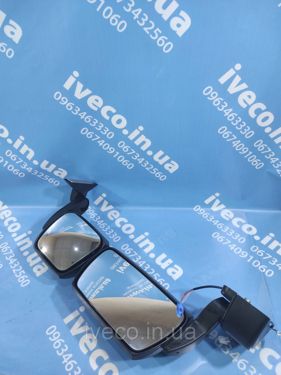 Дзеркало ліве Iveco Stralis Trakker EuroCargo Івеко Страліс підігрівання електрорегулювання 504150526 504369910