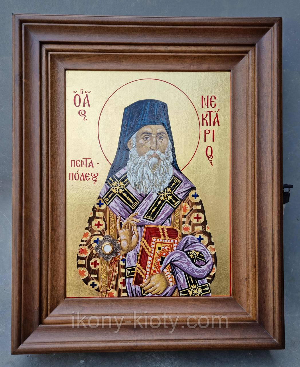 Рівний кіот для ікони з внутрішньою дерев'яною рамою