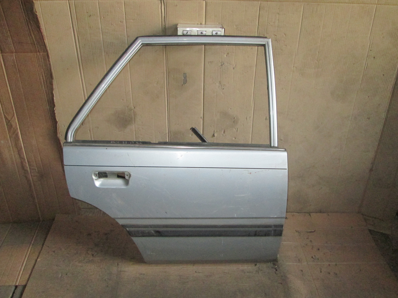 No166 Б/у Двері задня права для Mazda 626 GC 1983-1987(Седан), фото 1