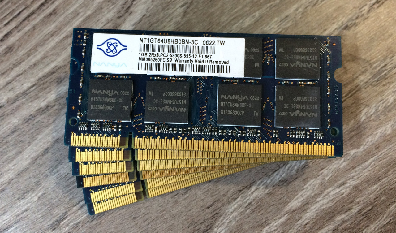 Для ноутбука 1GB DDR2 667MHz оперативна пам'ять PC2 5300S RAM