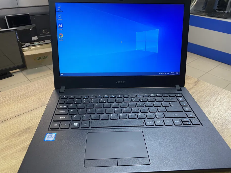 Ноутбук Acer TravelMate P2410 14 core i5 8250u/8gb/128Gb SSD
