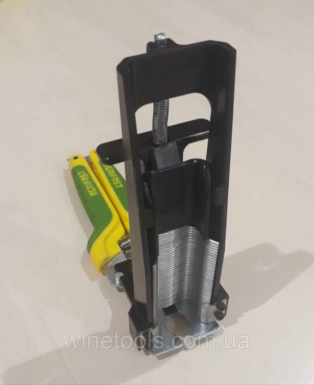 AGRIFAST mod141, інструмент для кріплення крапельної трубки