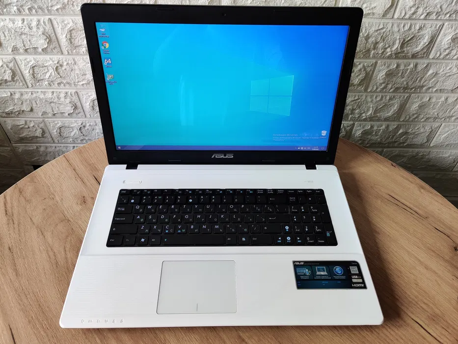 Ноутбук Asus X75V WHITE/17.3 HD+/Pentium 2020M/4Gb/HDD500Gb/nVidia 720M-2Gb